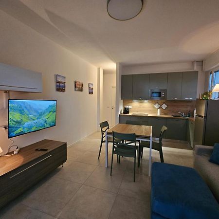 App4Rent - Villa Cristina 5 - Rinnovato Lido di Jesolo Eksteriør billede