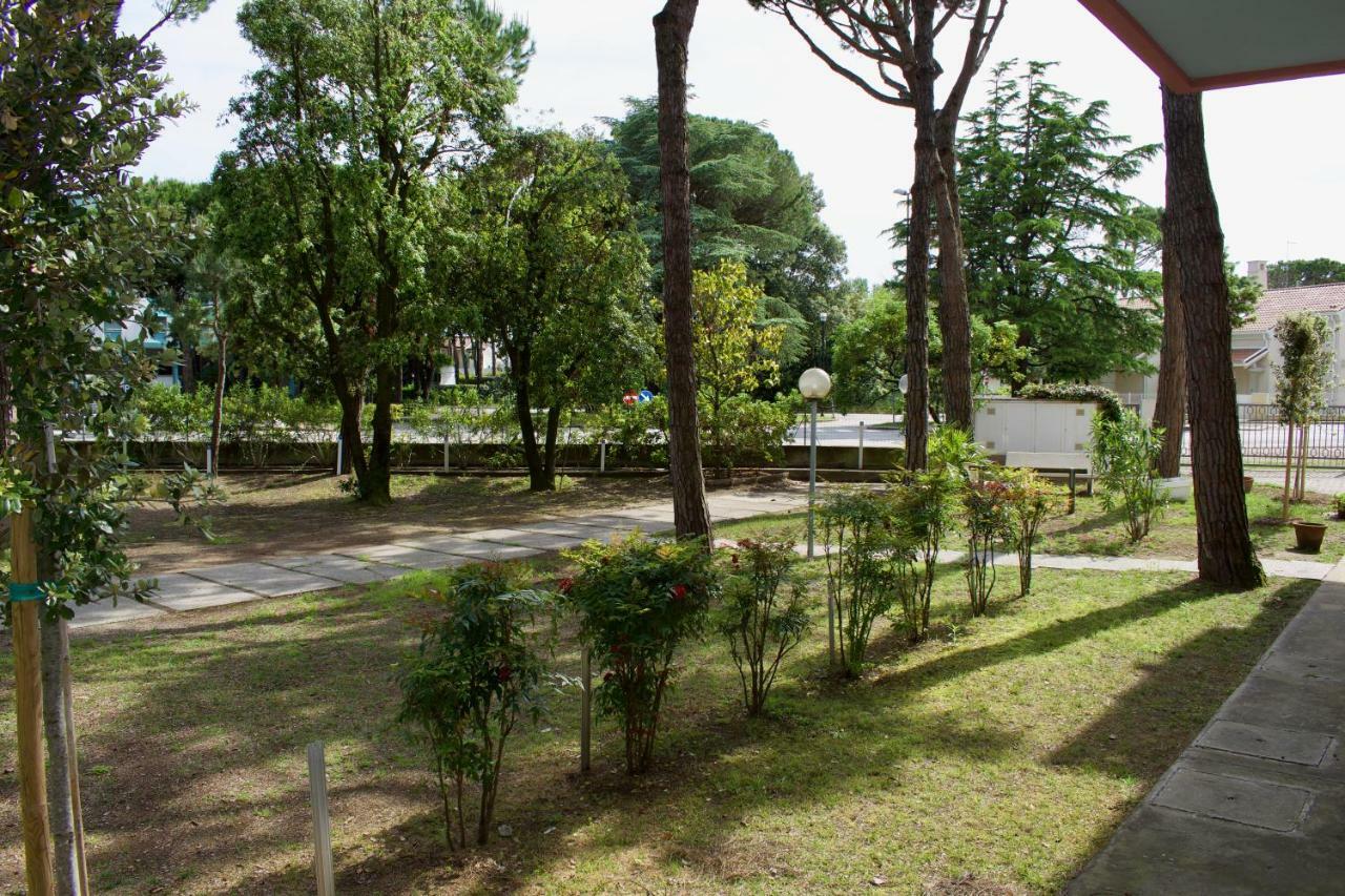 App4Rent - Villa Cristina 5 - Rinnovato Lido di Jesolo Eksteriør billede